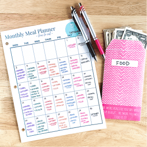 Are you looking for quick and easy meal planning recipes? Here is every recipe that I used for my meal plan in September! You can make most of them in thirty minutes or less!